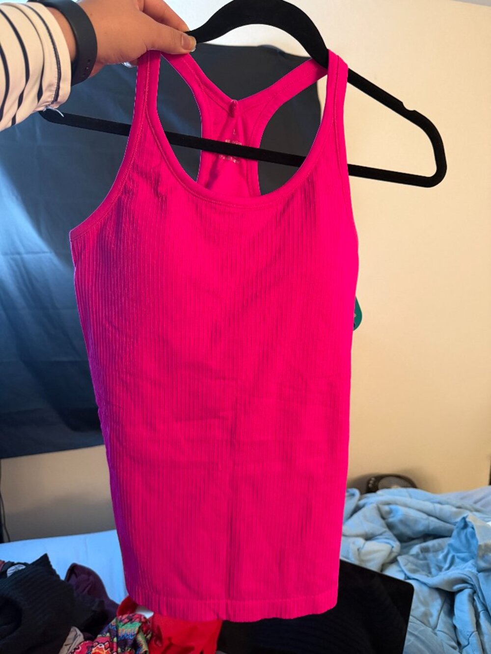 Attraco Women's Ribbed Workout Tank Top With Built-In Bra - Hot Pink - Size L